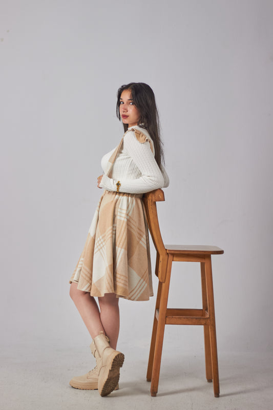 𝐁𝐞𝐢𝐠𝐞 𝐏𝐥𝐚𝐢𝐝 𝐏𝐢𝐧𝐚𝐟𝐨𝐫𝐞 𝐒𝐤𝐢𝐫𝐭