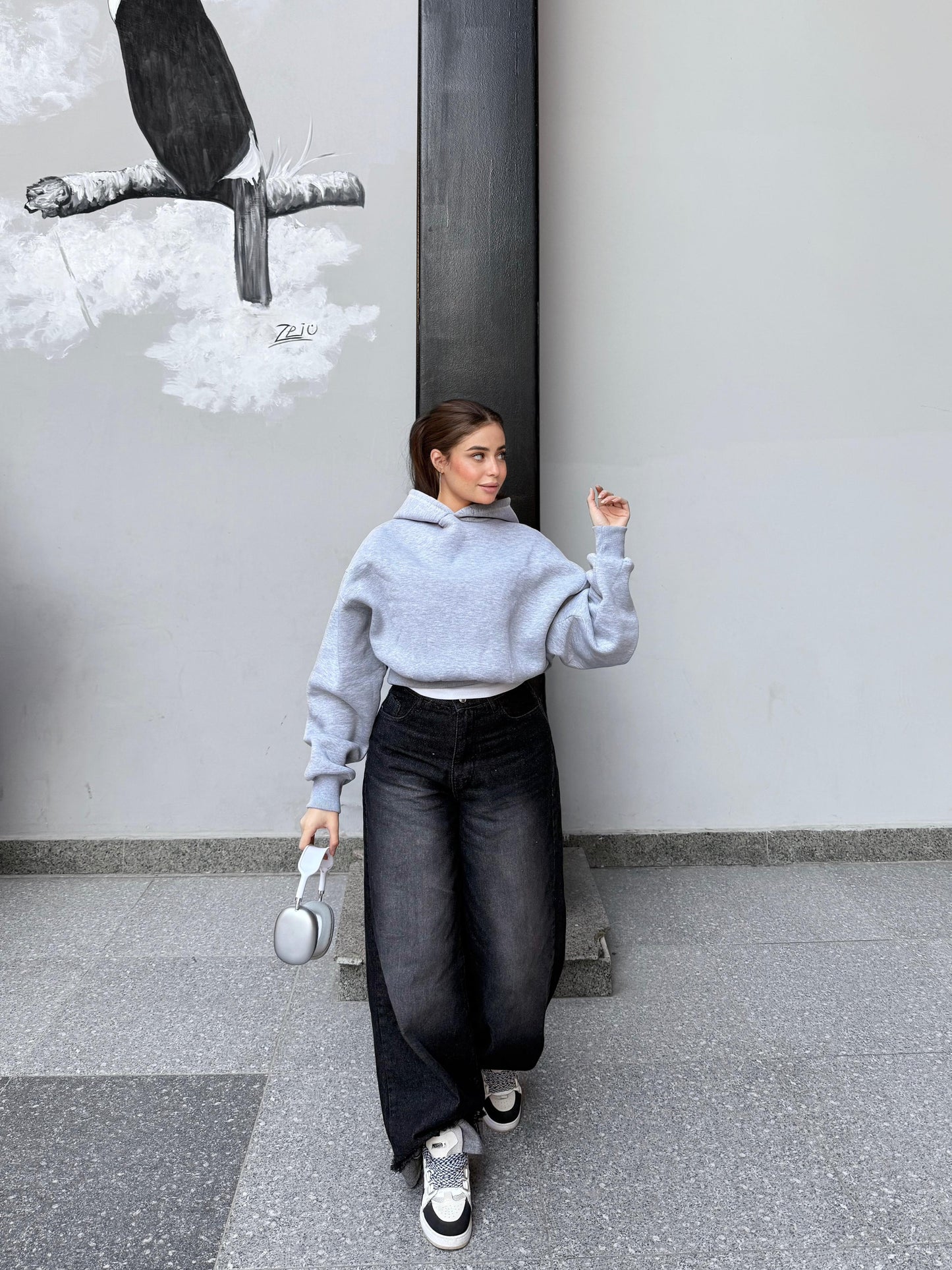 𝐔𝐫𝐛𝐚𝐧 𝐄𝐚𝐬𝐞 𝐇𝐨𝐨𝐝𝐢𝐞