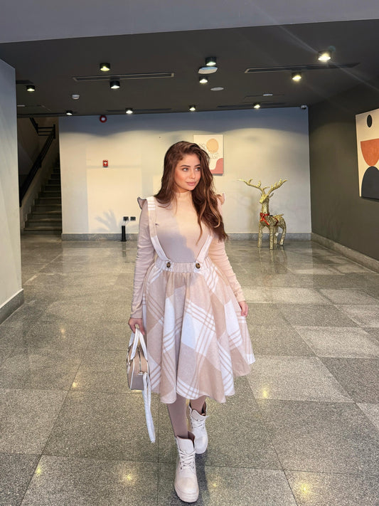 𝐁𝐞𝐢𝐠𝐞 𝐏𝐥𝐚𝐢𝐝 𝐏𝐢𝐧𝐚𝐟𝐨𝐫𝐞 𝐒𝐤𝐢𝐫𝐭